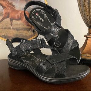 Revere Women's Zanzibar Sandal Black Lizard sz 9 W Adjustable Straps Orthopedic